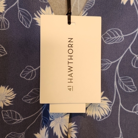 41 Hawthorn Sleeveless V-Neck Blue/White Floral Small Petite - Picture 3 of 8